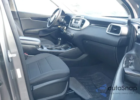 2017 Kia Sorento 2.4L L из США, поврежденный, VIN 5XYPG4A36HG259429